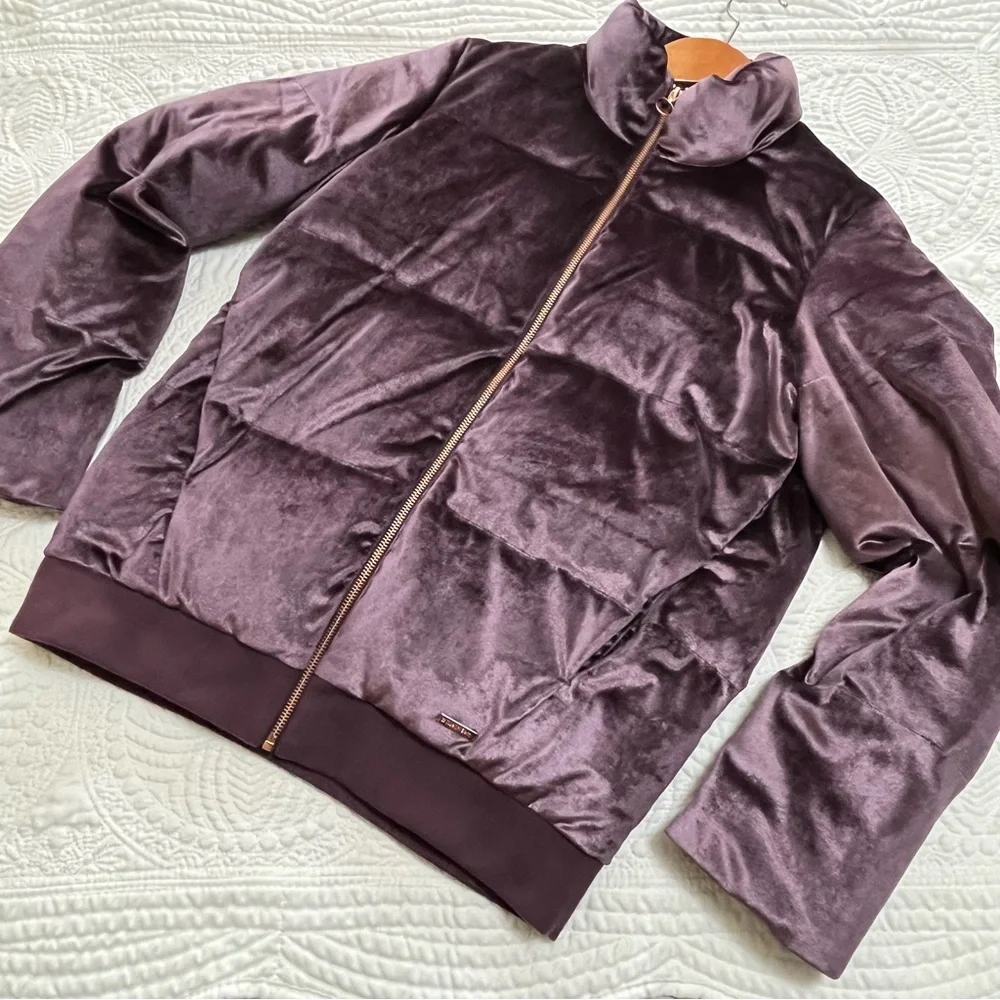 SWEATY BETTY Velvet Puffer Jacket Purple Gold Zipper Shimmer Pockets Size Small - Picture 14 of 14
